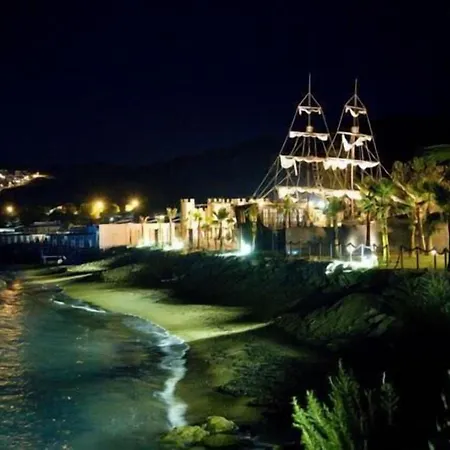 Palazzo Foti Отель Кротоне