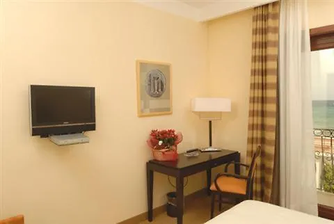 Palazzo Foti 4* קרוטונה